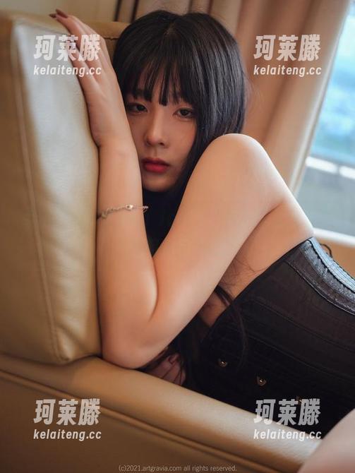 点击下载：Jang Joo(장주)的内衣作品集，胸前风云荡漾！